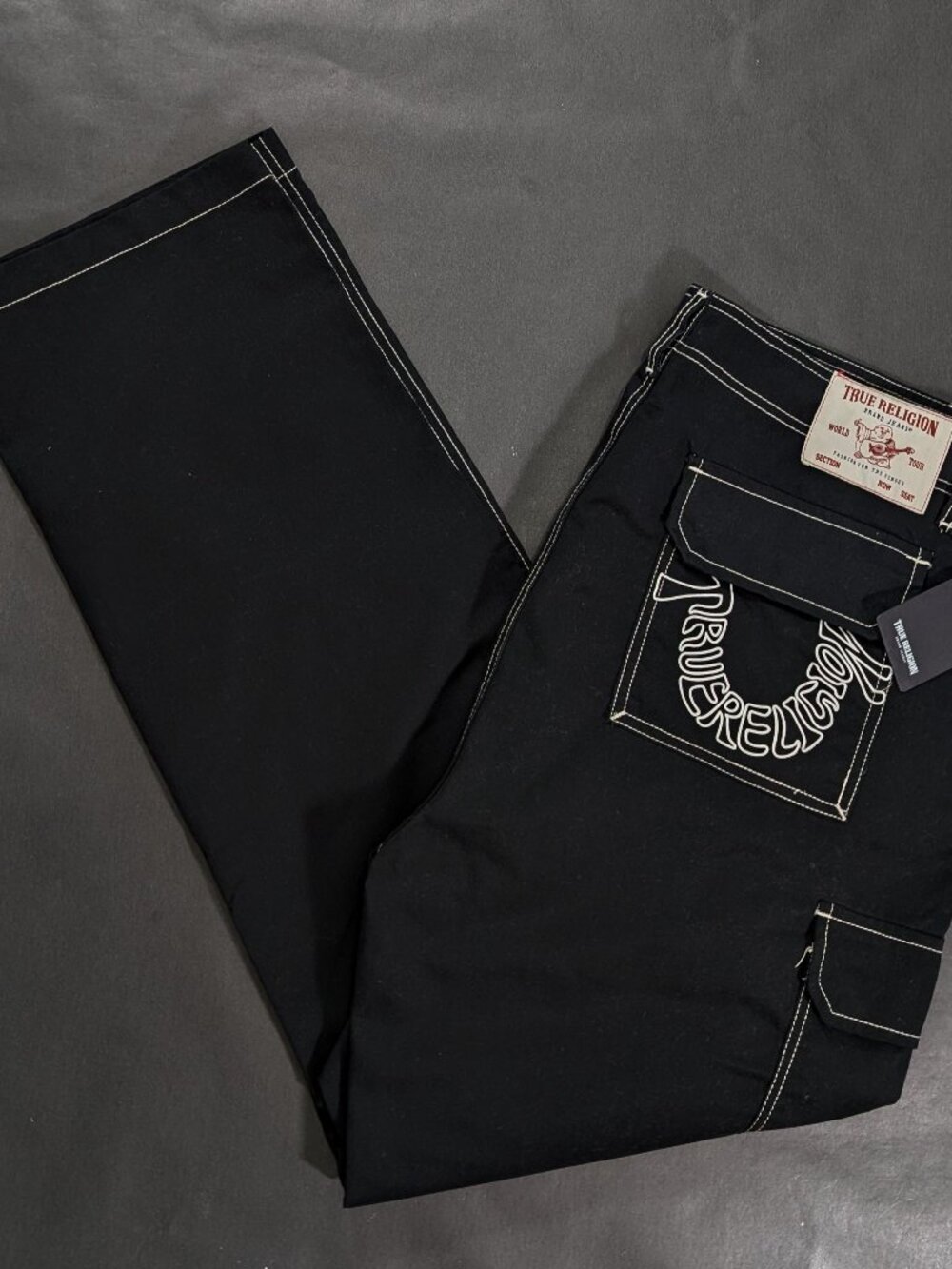 $169 True Religion Outline Graphic Letter Cargo Pants Jet Black Size 38 38x32